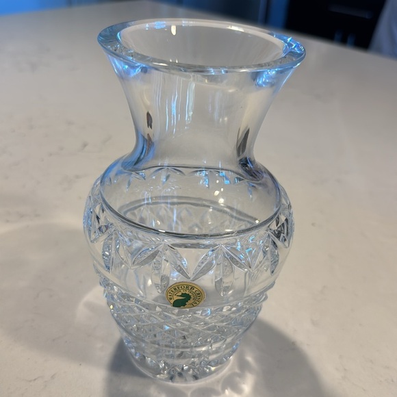 WATERFORD CUT CRYSTAL Glass 7" VASE - BALLINA/DIAMOND CUT PATTERN Signed - Picture 1 of 10